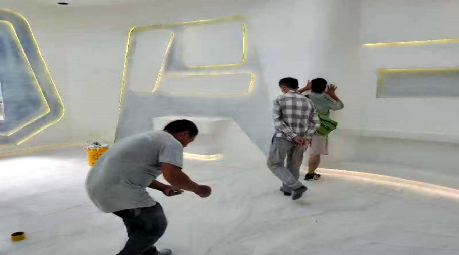 GRG構件安裝中